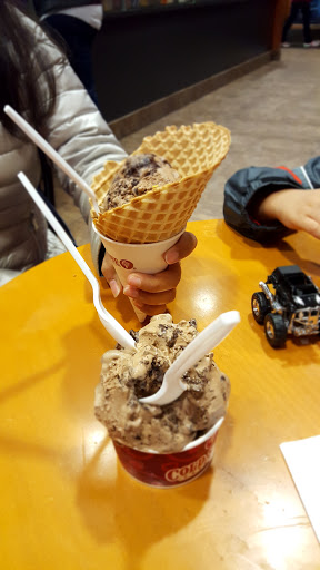 Ice Cream Shop «Cold Stone Creamery», reviews and photos, 5705 Richards Valley Rd, Ellicott City, MD 21043, USA