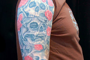 Damned Passion | Tattoo & Piercing Osnabrück