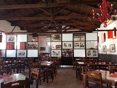 Restaurante La Hacienda del Zapatero - C. Real de Arriba, 112, 21600 Valverde del Camino, Huelva, Spain