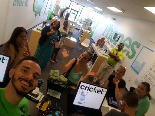 Cell Phone Store «Cricket Wireless Authorized Retailer», reviews and photos, 4072 N Goldenrod Rd, Winter Park, FL 32792, USA