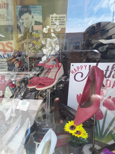 Eric Comfort Shoes, 21611 Jamaica Ave, Queens Village, NY 11428, USA, 