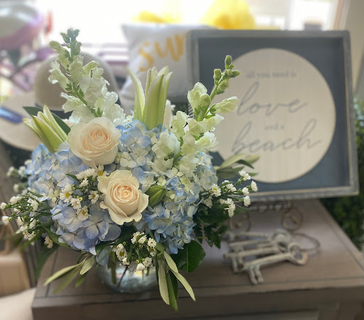 Florist «Tall Tree Floral Designs», reviews and photos, 143 Medford Ave, Patchogue, NY 11772, USA