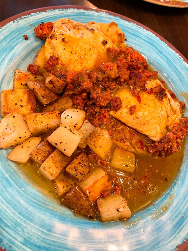Benedict  w. Chorizo. Muffins all soggy