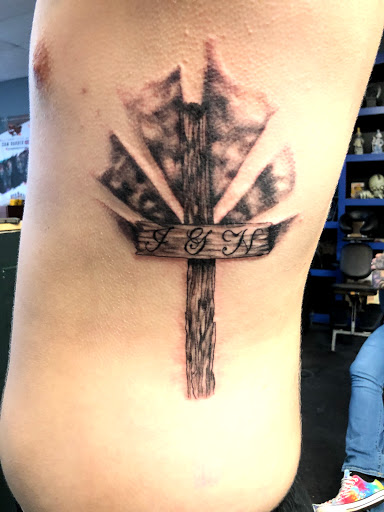 Tattoo Shop «PAS Tattoos», reviews and photos, 1735 E Ohio Pike, Amelia, OH 45102, USA