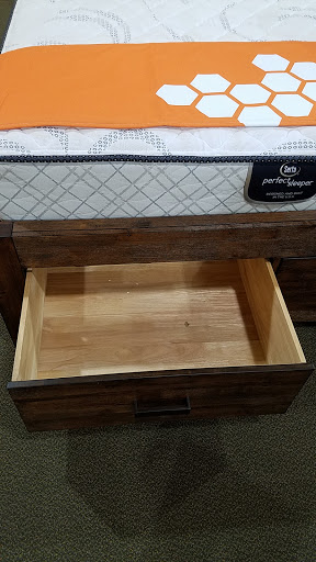 Furniture Store «Art Van Furniture - Livonia», reviews and photos, 29905 W Seven Mile Rd, Livonia, MI 48152, USA