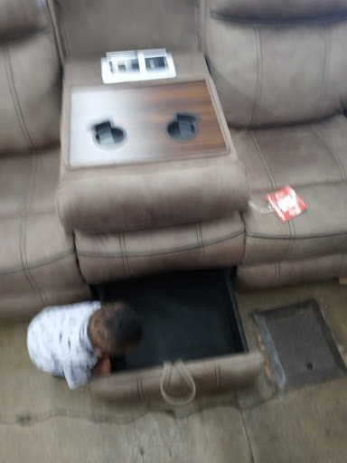 Furniture Store «American Freight Furniture and Mattress», reviews and photos, 3804 S 27th St, Milwaukee, WI 53221, USA