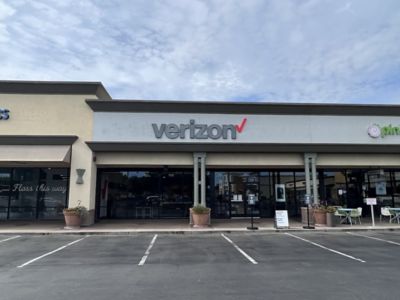 Verizon, 7405 Laguna Blvd #140, Elk Grove, CA 95758, USA, 