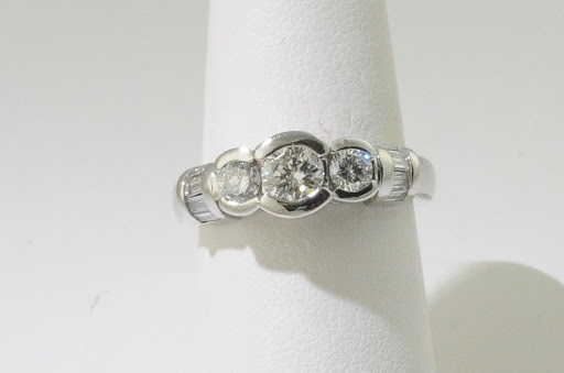 Pawn Shop «Alpha Gold Exchange Inc», reviews and photos, 2201 E Monument St, Baltimore, MD 21205, USA