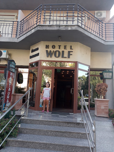 Hozzászólások és értékelések az Wolf Hotel-ról