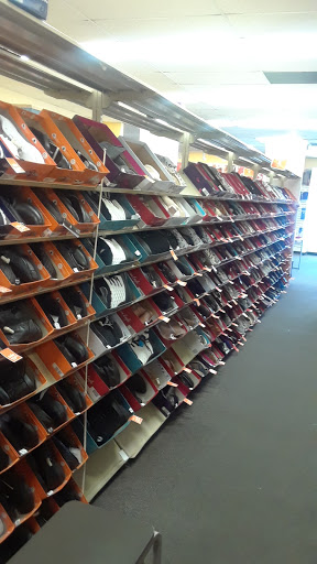 Shoe Store «Payless ShoeSource», reviews and photos, 4089 W Broad St, Columbus, OH 43228, USA