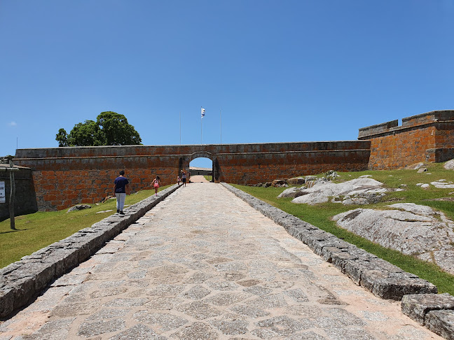 Opiniones de Fortaleza de Santa Teresa en Artigas - Museo