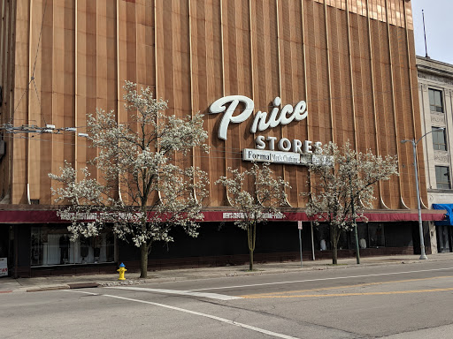 Clothing Store «Price Stores», reviews and photos, 52 S Jefferson St, Dayton, OH 45402, USA