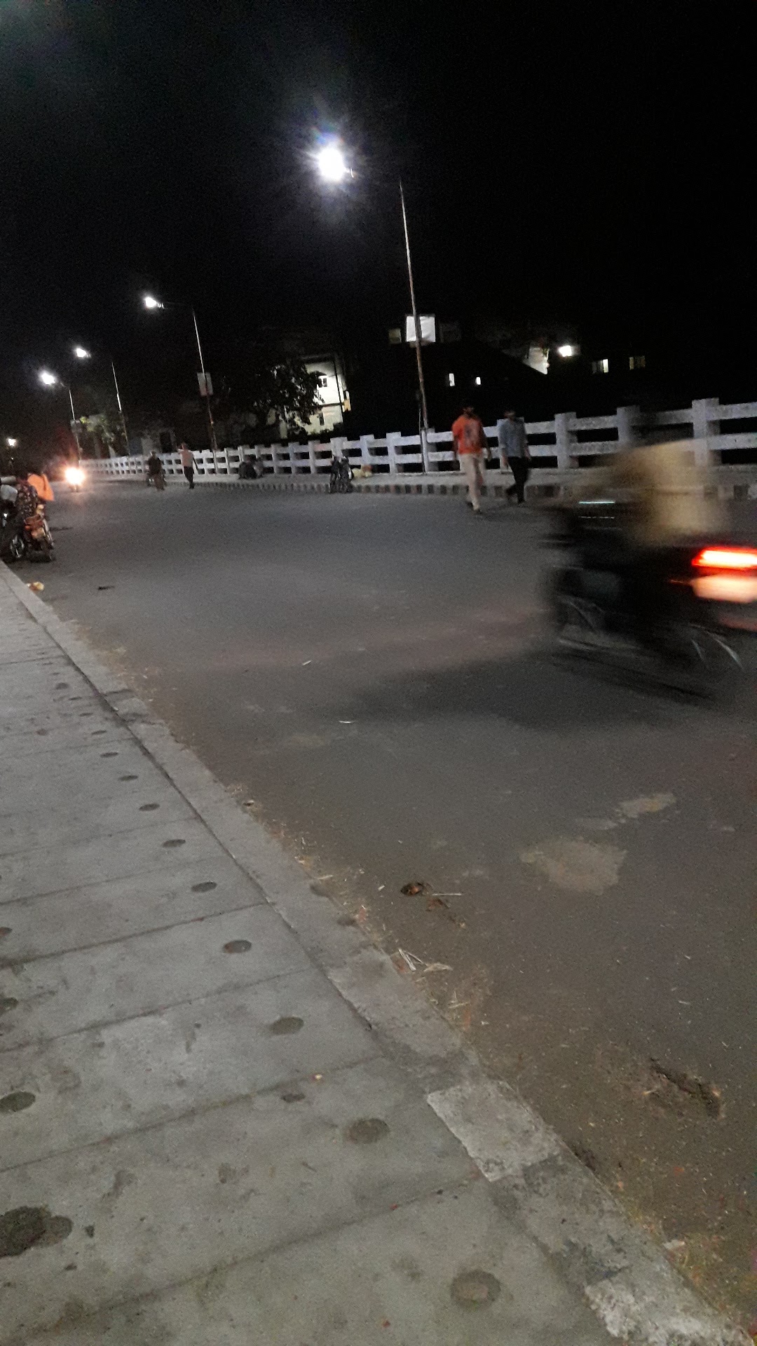 Kamar Bridge