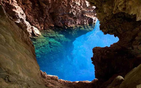 Chinhoyi Caves image