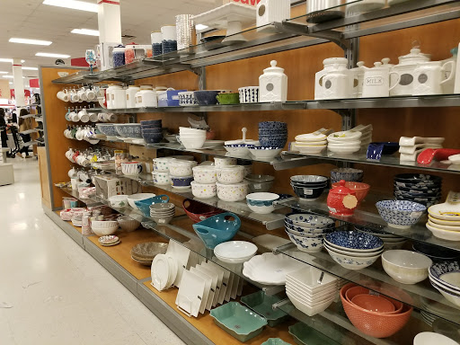 Department Store «T.J. Maxx», reviews and photos, 2003 N Eastman Rd #60, Kingsport, TN 37660, USA