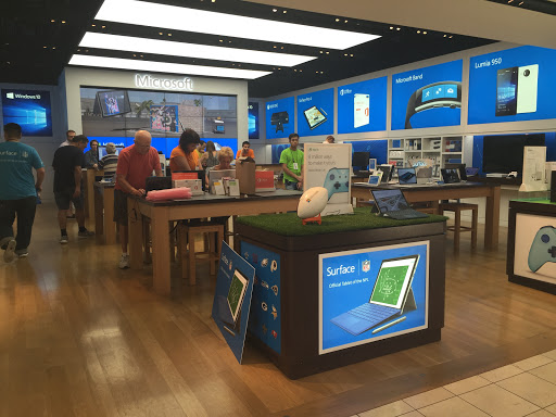 Computer Store «Microsoft Store - Westfield Montgomery», reviews and photos, 7101 Democracy Blvd, Bethesda, MD 20817, USA