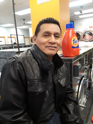 Laundromat «Casa Laundromat Inc», reviews and photos, 7320 Richmond Hwy, Alexandria, VA 22306, USA