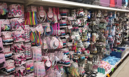 Variety Store «Dollar King», reviews and photos, 26 Hempstead Turnpike, Farmingdale, NY 11735, USA