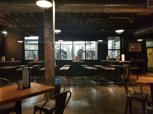 New American Restaurant «Over The 9», reviews and photos, 120 S 10th St, Louisville, KY 40202, USA