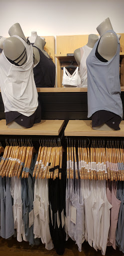 Sportswear Store «lululemon», reviews and photos, 2905 E Skyline Dr #255, Tucson, AZ 85718, USA