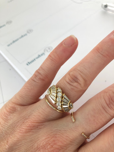 Jewelry Repair Service «Jewelry By The Sea», reviews and photos, 302 Main St, Avon-By-The-Sea, NJ 07717, USA