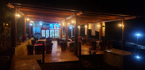 Restaurante Campestre El Rincón del Tío - Carretera a Santa Cruz, a orillas del Rio Salado, 41357 Tlalixtaquilla, Gro., Mexico