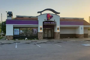 Taco Bell image