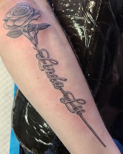 Explore hand tattoo ideas women, creative tattoo ideas in Melbourne, available at Reef Side Tattoo Melbourne Tattoo Shop