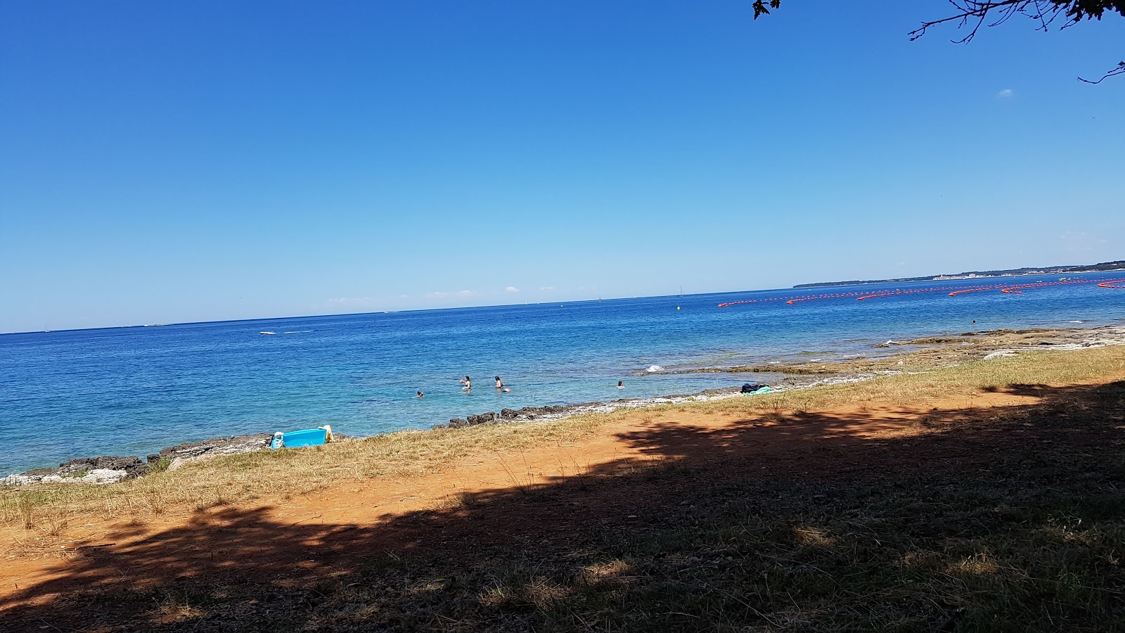 Foto di Bosuja beach - luogo popolare tra gli intenditori del relax