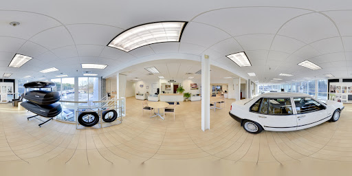 Car Dealer «Bill Gray Volvo Cars», reviews and photos, 2897 Washington Rd, McMurray, PA 15317, USA