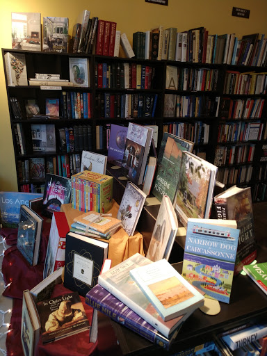 Used Book Store «Century Books», reviews and photos, 1039 E Green St, Pasadena, CA 91106, USA