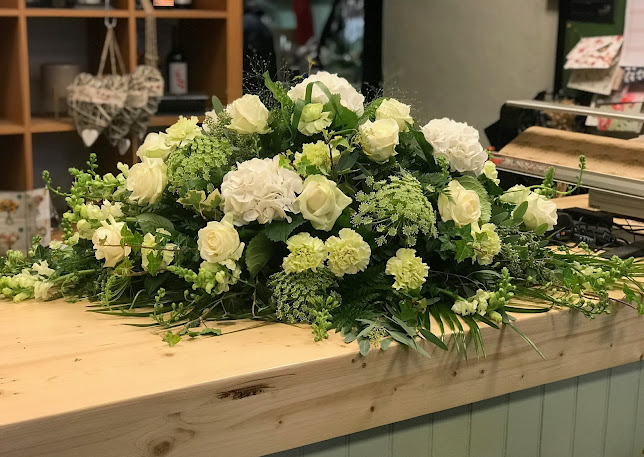 Westmount Flowers - Florist