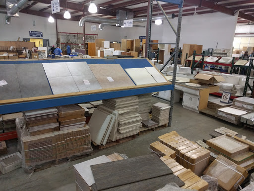 Building Materials Store «Habitat Kansas City ReStore», reviews and photos