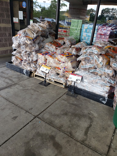 Supermarket «Giant Eagle Supermarket», reviews and photos, 36475 Euclid Ave, Willoughby, OH 44094, USA