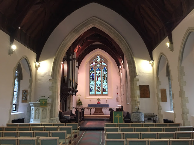 Reviews of St Catwg's Church in Cardiff - Church