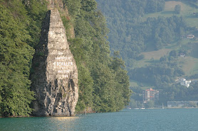 Motorbootfahrschule Brunnen GmbH