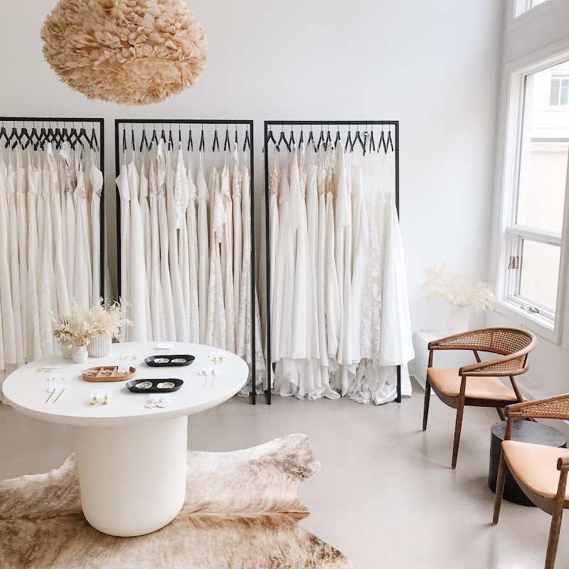 Anais Anette (Flagship Store)