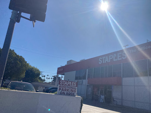 Office Supply Store «Staples», reviews and photos, 1501 Lincoln Blvd, Venice, CA 90291, USA