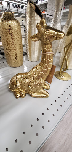 Clothing Store «Burlington Coat Factory», reviews and photos, 275 Main St #4, White Plains, NY 10601, USA