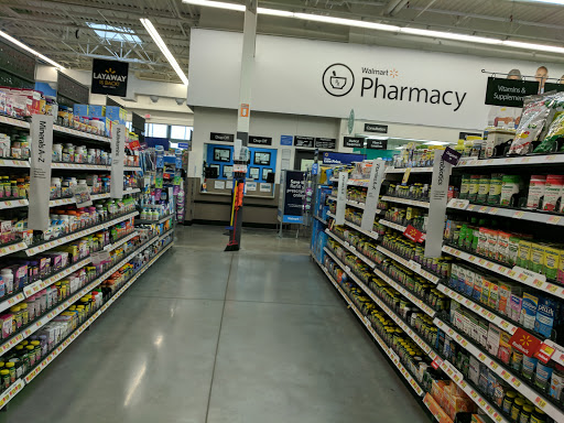 Discount Store «Walmart», reviews and photos, 6501 Veterans Memorial Pkwy, Crestwood, KY 40014, USA