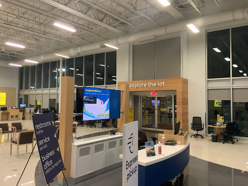 Used Car Dealer «CarMax», reviews and photos, 10221 E Kellogg Ave, Wichita, KS 67207, USA