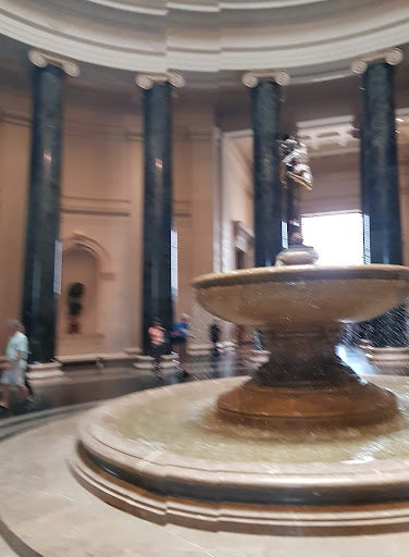 Gift Shop «The Gallery Shops», reviews and photos, 401 Constitution Ave NW, Washington, DC 20565, USA