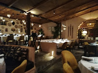 Atmosphère du Restaurant méditerranéen Restaurant Salama Saint-Tropez - n°17