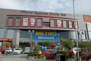 Unity One Mall-CBD Shahdara image