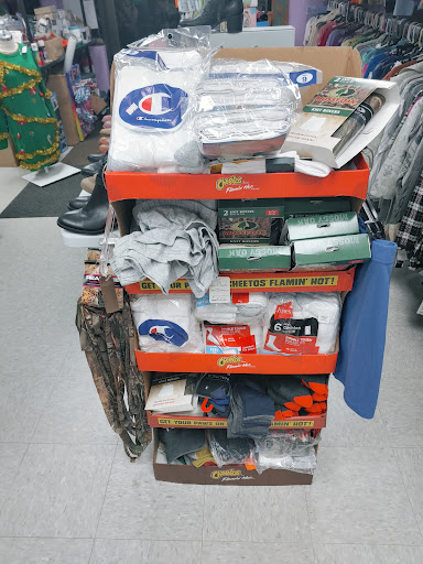 Used Clothing Store «Lovely Ladies», reviews and photos, 280 NY-211, Middletown, NY 10940, USA