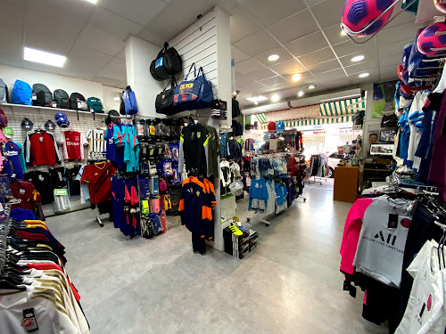 Magasin d'articles de sports PlanetFoot.fr Le Perthus