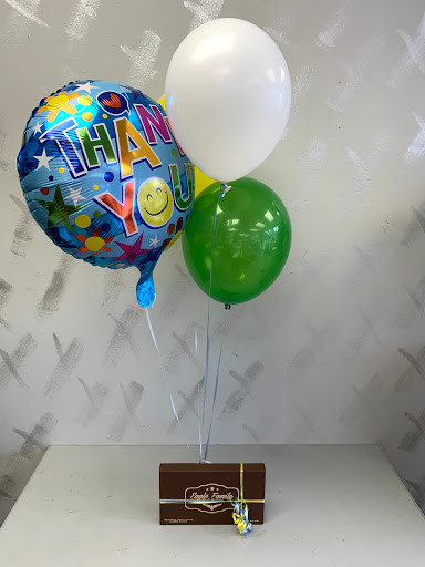 Florist «Up-Towne Flowers & Gift Shoppe», reviews and photos, 2145 W Dublin Granville Rd, Worthington, OH 43085, USA