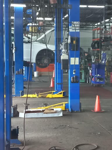 Car Repair and Maintenance «Midas», reviews and photos, 1597 State St, Schenectady, NY 12304, USA