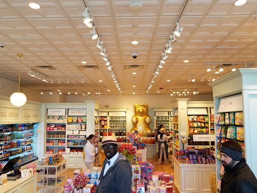 Shopping Mall «Oakbrook Center», reviews and photos, 100 Oakbrook Center, Oak Brook, IL 60523, USA