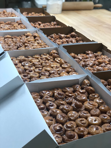 Donut Shop «Ferguson Donut Shop», reviews and photos, 8537 Ferguson Rd, Dallas, TX 75228, USA